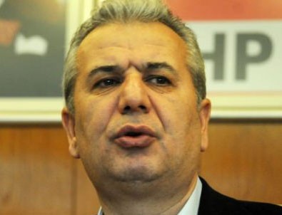 Özbolat'tan Yurt gazetesi çalışanlarına küfür