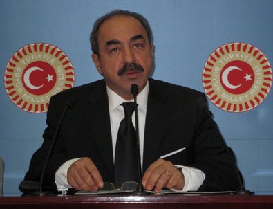 Tayfun İçli CHP'den istifa etti