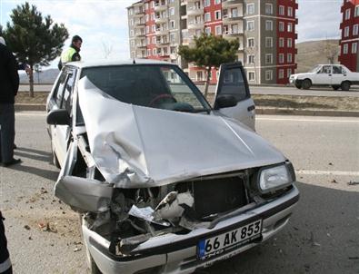 Yozgat’ta İki Ayrı Trafik Kazasında 2 Kişi Yaralandı