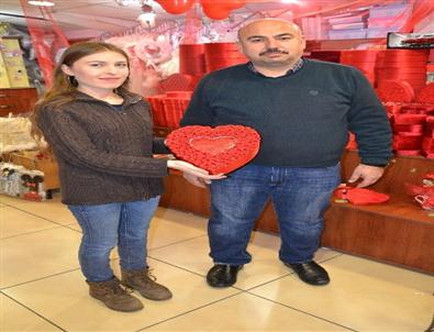 Esnaftan 14 Şubat Sevgililer Günü Hazırlığı