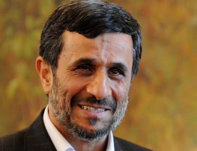 Ahmedinejad, Türkçe Şiir Okudu