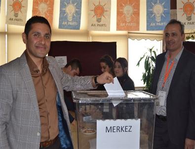 Ak Parti’de Temayül Yoklaması