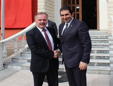 Ak Parti Trabzon Milletvekili Aday Adayı Zeyyat Kafkas, Çalışmalarını Tüm Hızıyla Sürdürüyor