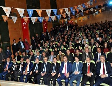 Bayburt'ta Ak Parti Aday Tanıtım Toplantısı Yapıldı