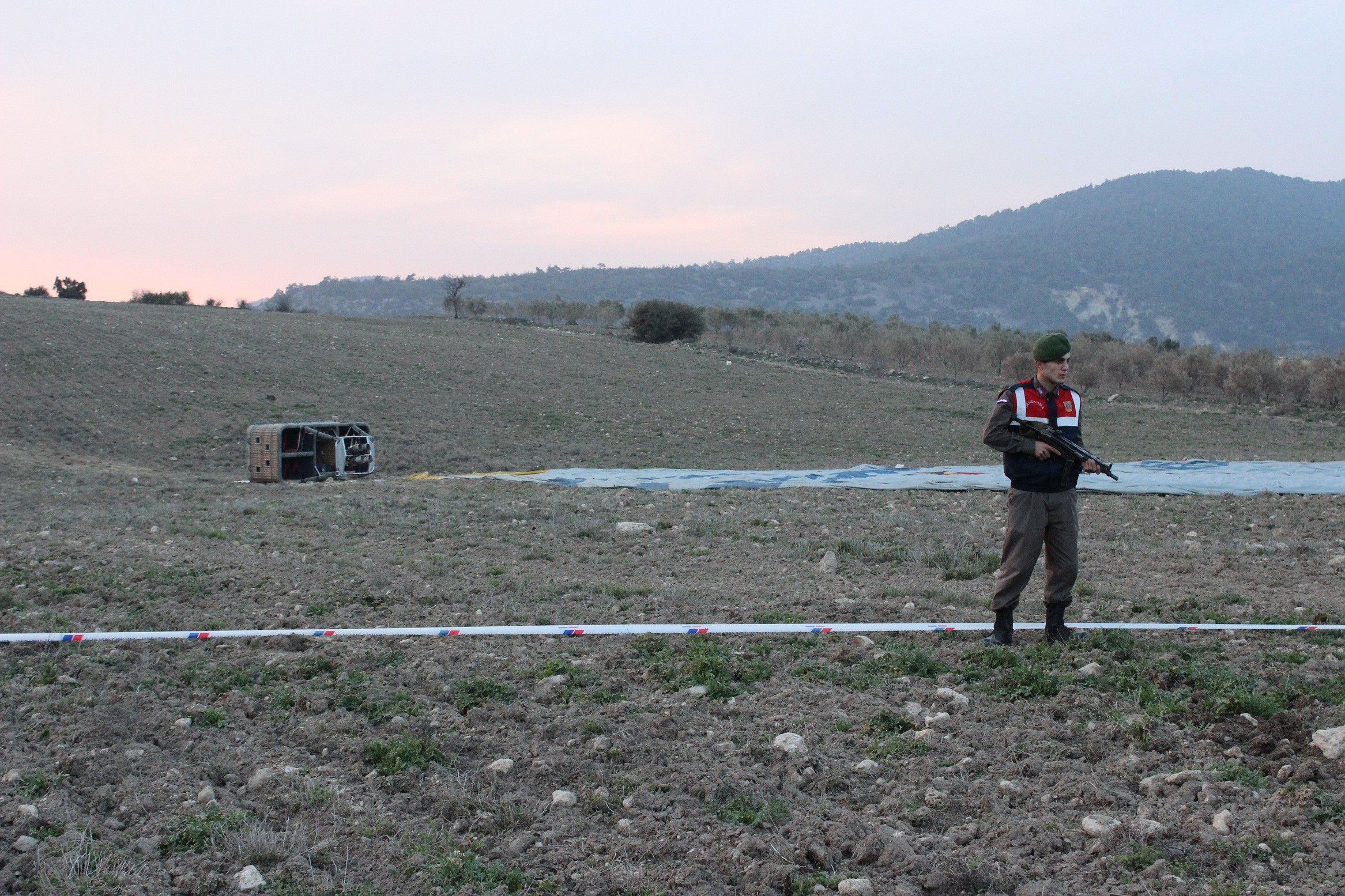 Denizli’de balon devrildi