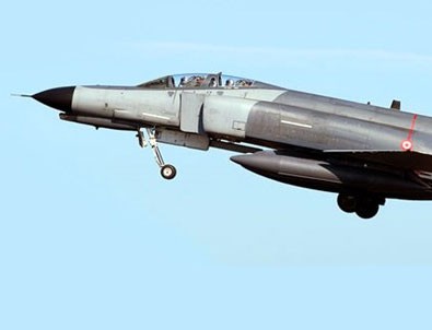 F-4'lerin uçuşları durduruluyor