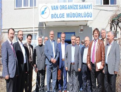 İranlı İş Adamları Van Osb’yi Ziyaret Etti
