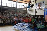 SÜLEYMAN YıLMAZ - Okul Sporları Yenişehir’i Şenlendirdi