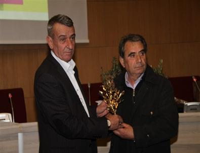 Gaziemir’de Barışa Uzanan Eller