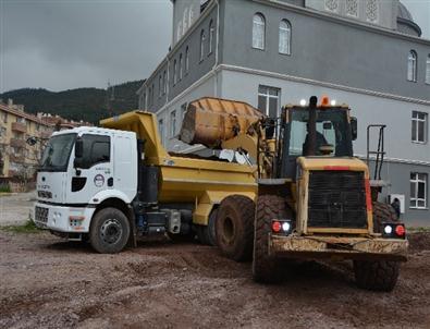 Körfez’de İbadethaneler Bakımdan Geçiriliyor