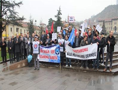 Sağlık Çalışanları, Kastamonu’da İş Bıraktı