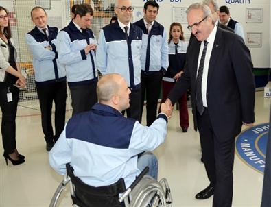 Vali Karaloğlu’ndan Kocaman Yürekli Adama Ziyaret