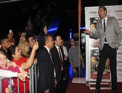 Erkan Petekkaya'ya Yoğun İlgi