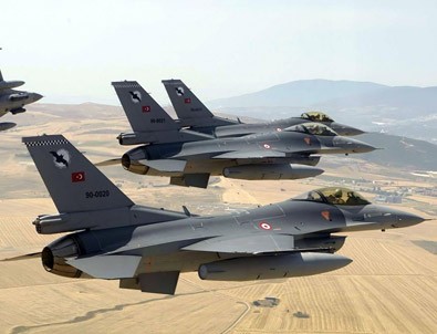 Suriye helikopteri sınıra yaklaştı!.. F-16'lar havalandı!