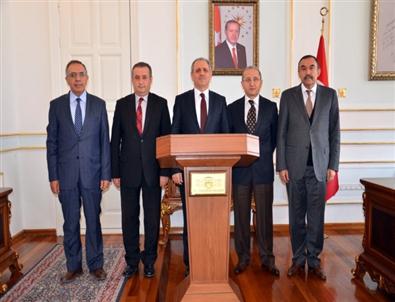 Tekirdağ'ın Yeni Valisi Enver Salihoğlu Göreve Başladı