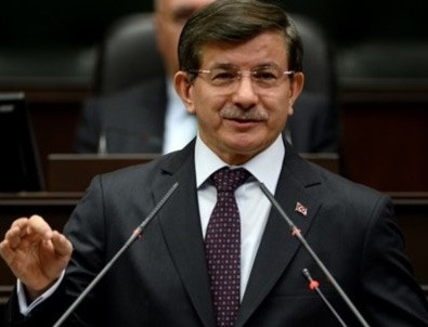 Başbakan Davutoğlu'ndan grup toplantısında Esed çıkışı