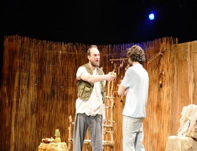 Gökten Gelen Adam Nilüfer’de İzleyici İle Buluştu