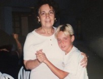 MURAT DALKILIÇ - Ünlü popçunun çocukluk hali şaşırttı!