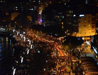 Çanakkale’de 1915 Metrelik Türk Bayrağı