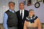 ŞEHİT ANNESİ - Başkan Kale, Yaşlıları Evlerinde Ziyaret Etti