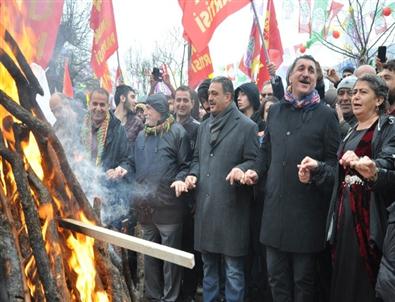 Tunceli’de Nevruz Kutlaması