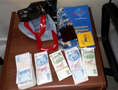 Uşak Polisi, Vatandaşın Toplam 224 Bin Tl Parasını Kurtardı