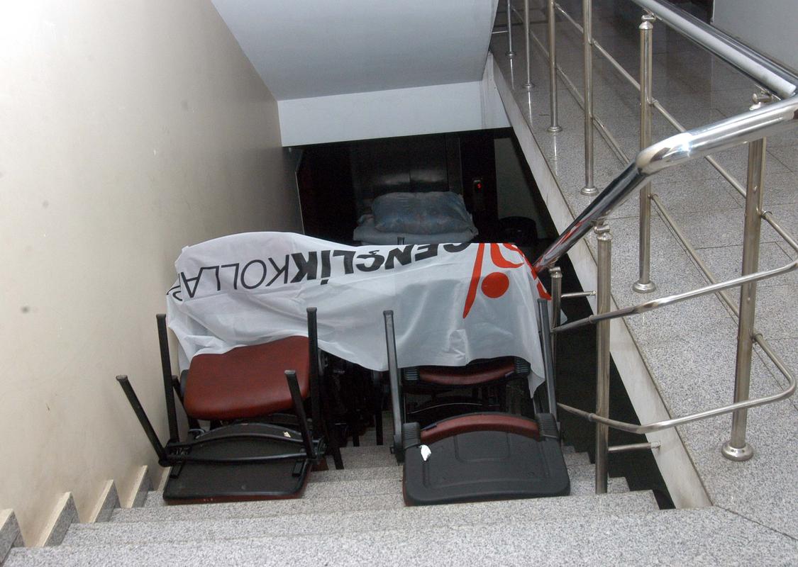 CHP Trabzon İl Başkanlığındaki 'işgal' eylemi