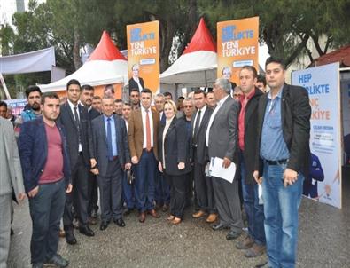 Ak Partili Burak, Temayülden Mutlu Ayrıldı