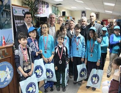 Satranç Turnuvasına Büyük İlgi