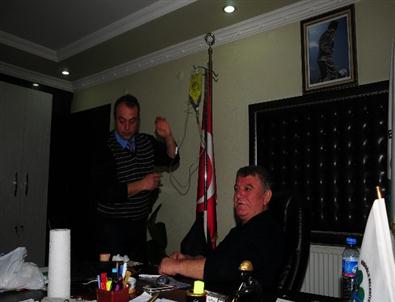 Belediye Başkanı Toplantıda Fenalaştı