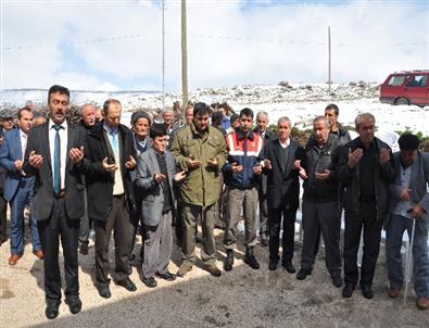 Kaymakam Cemil Köyünde Düğüne Katıldı