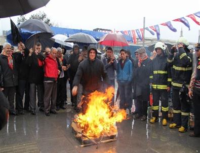 Nevruz Bayramı Bursa’da Yağmur Altında Kutlandı