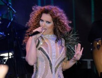 DEMET AKALIN - Demet Akalın yine ağzını bozdu!