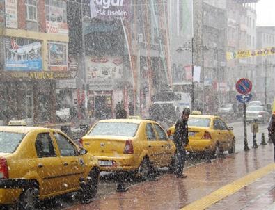 Van’da Kar Yağışı