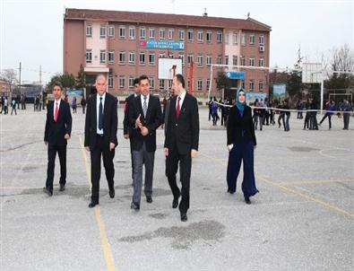 Öğrenciler İçin Kahvaltı Projesi Başlatıldı