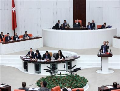 Chp’li Öğüt Meclis Kürsüsüne Pişmiş Kelle İle Çıktı