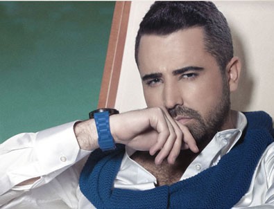 İbrahim Tatlıses tesbih çekti, Devran İskender şarkı söyledi