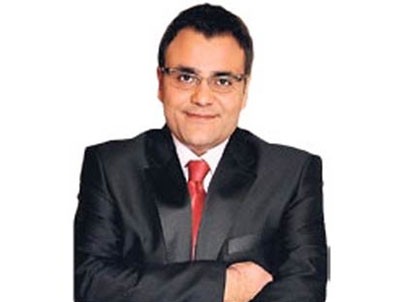 Mesut Yar hastaneye kaldırıldı