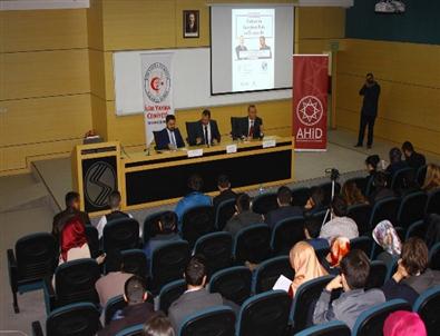 Saü’de ‘türkiye'de Gençlerin Rolü ve Girişimcilik’ Paneli