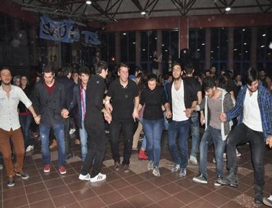 500 Öğrenci Saü’de Doyasıya Eğlendi