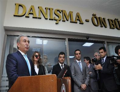 Adana Adliyesi’nde ‘ön Büro ve Danışma Masası’ Açıldı