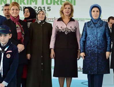 Emine Erdoğan fidan dikimi törenine katıldı