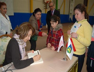 İpek Ongun, Başak Koleji Öğrencileriyle Buluştu