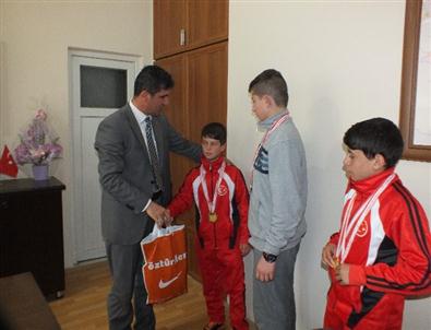 Ulukışla Yibo Güreşçileri Türkiye Şampiyonasında