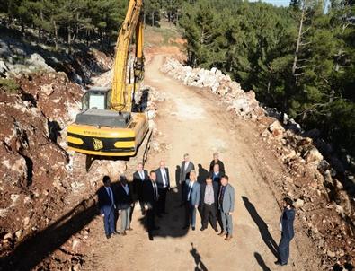 Karaisalı'da 200 Km Yol Asfaltlanacak