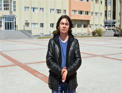 (özel Haber) Pi Sayısında Türkiye Rekorunu Kıran Öğrencinin Yeni Hedefi 'e'Sayısı