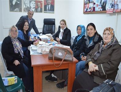 Chp Kula’da Demokrasi Şöleni Gibi Ön Seçim