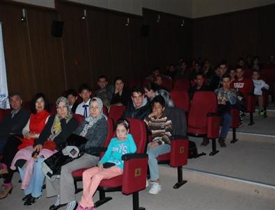 Didim’de Dünya Tiyatrolar Günü Etkinliği