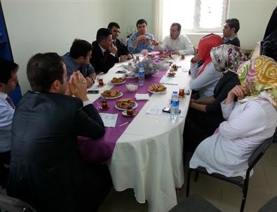 Pasinler'de Akademisynelerle Öğretmenler Buluştu