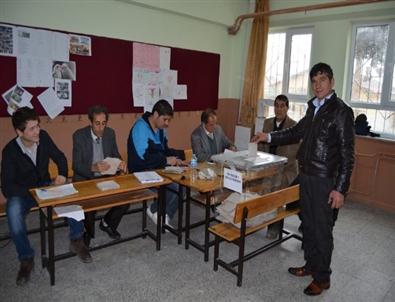 Selendi'de Chp’li Üyeler Seçimini Yaptı